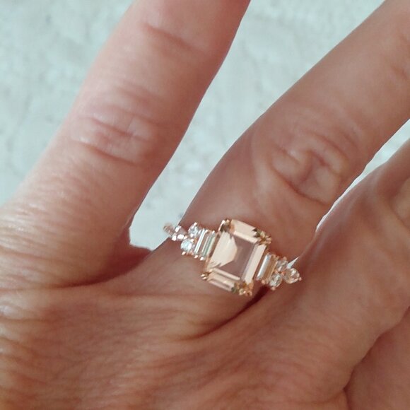 Beautiful morganite simulant ring. - Picture 5 of 8